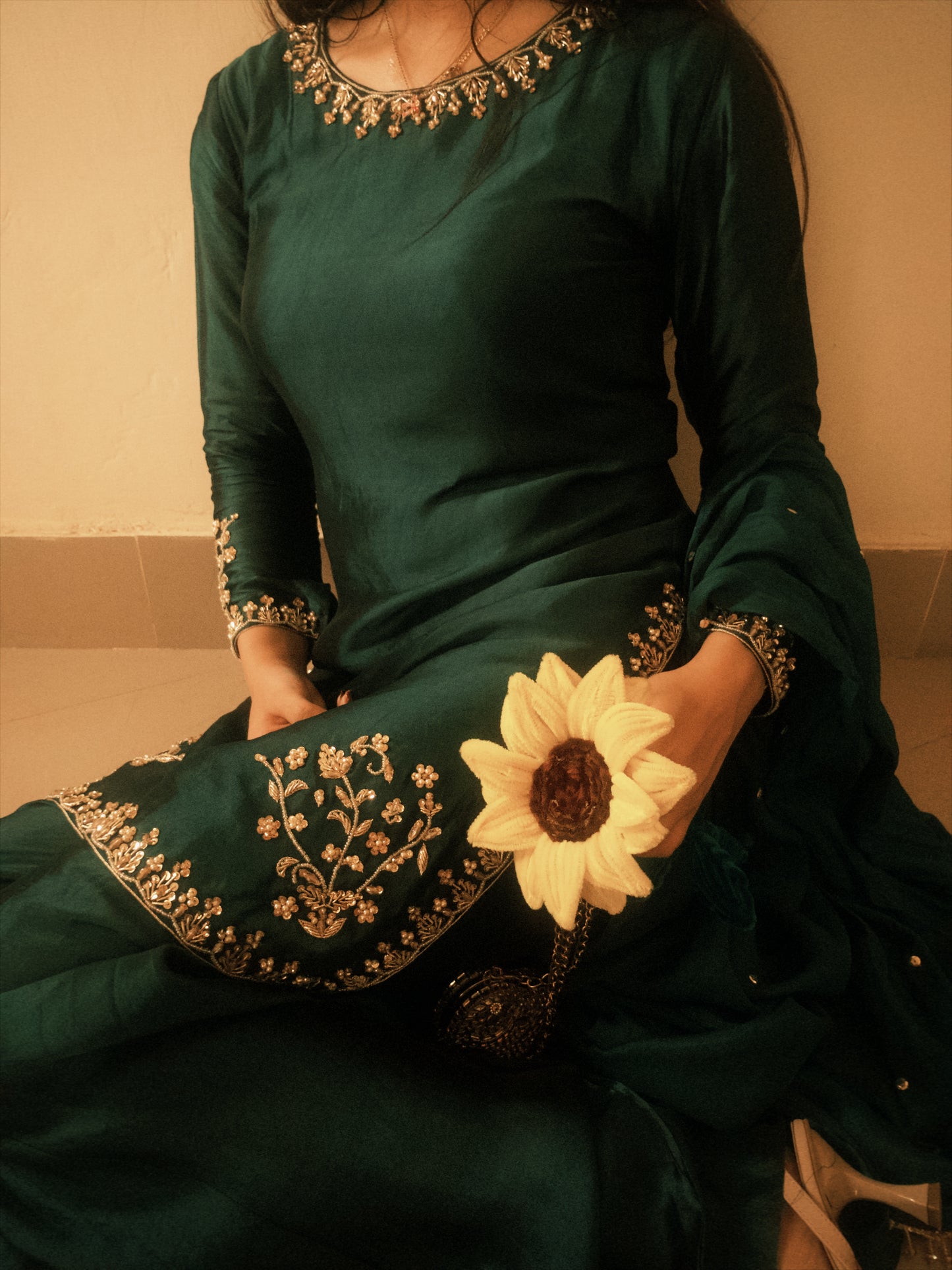 LUBNA (PRE-ORDER) 3-4 weeks