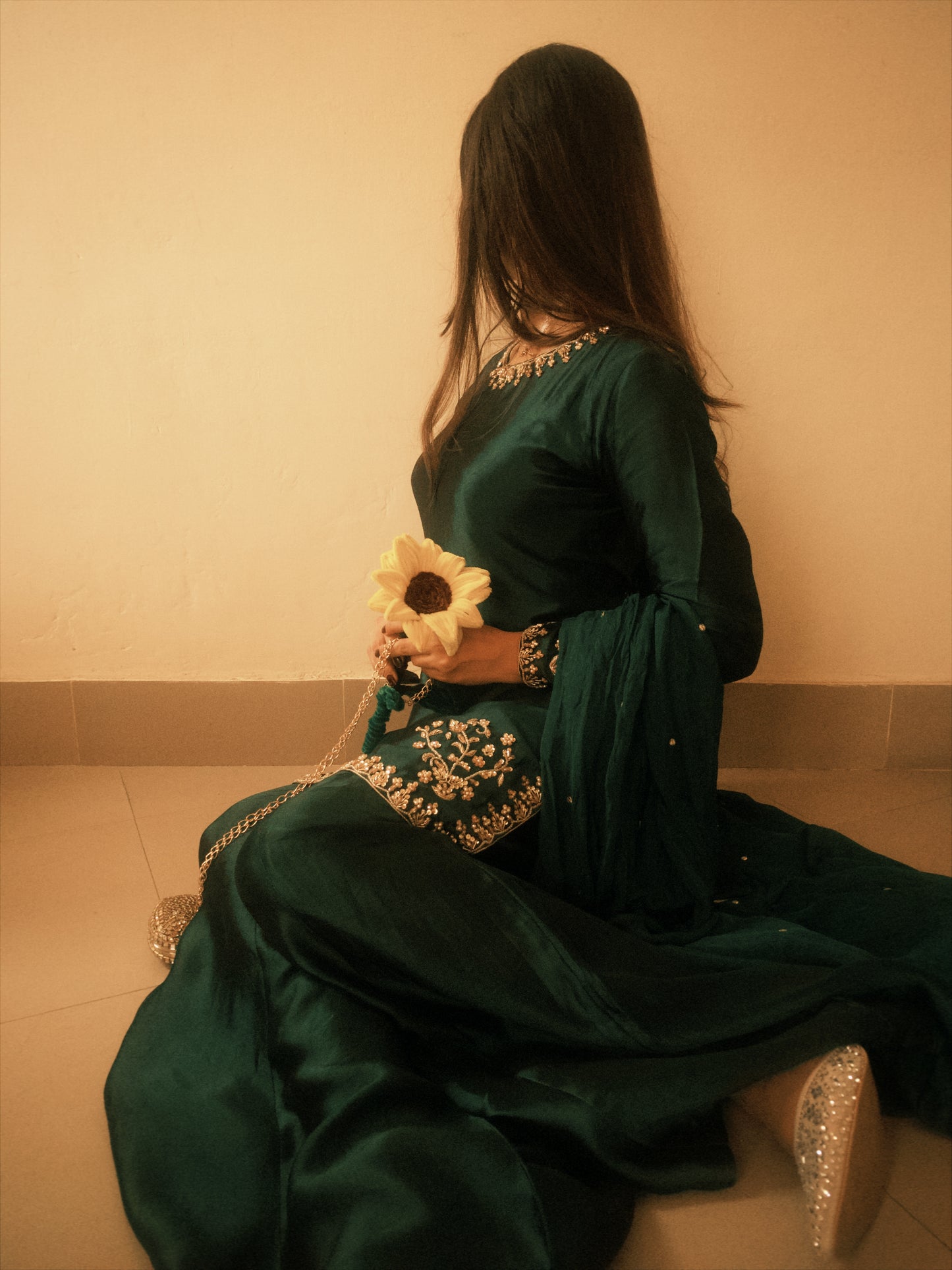 LUBNA (PRE-ORDER) 3-4 weeks