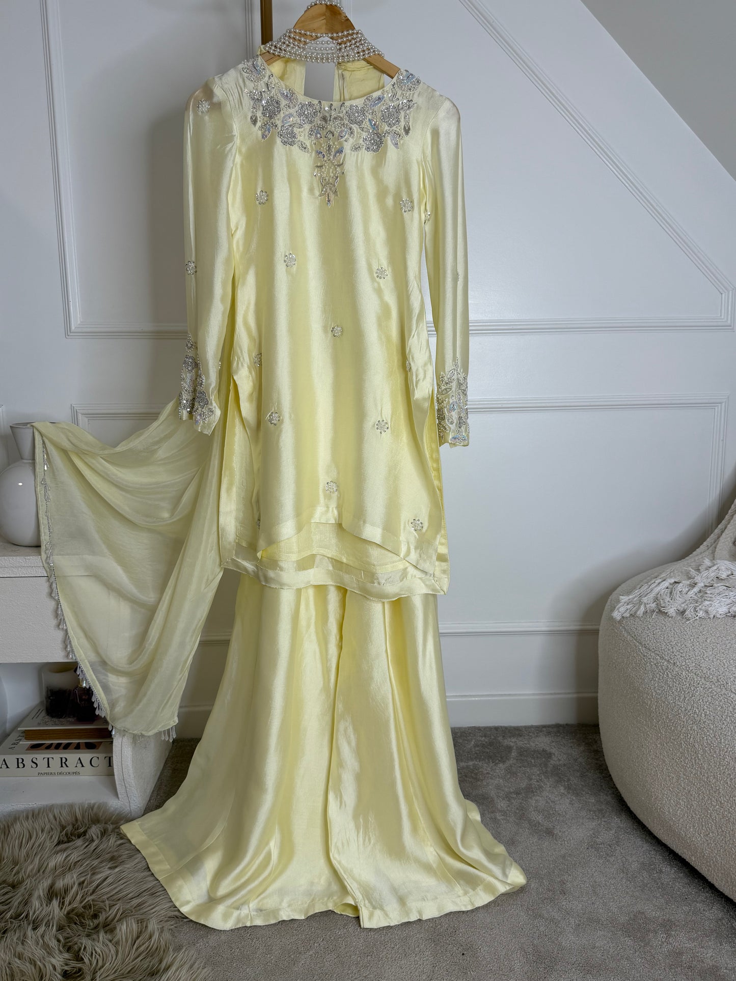 NOORI (Butter Yellow)